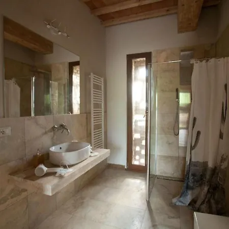 Forma Mit Pool By Interhome شقة *